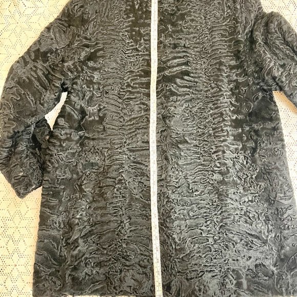 Vintage Fur Coat Curly Lamb with Mink Collar. Broadtail. Ashtrakhan. Swakara. - Picture 9 of 16